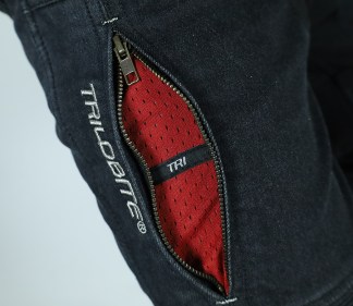 black4a-7-1749557870