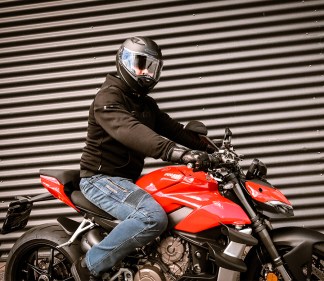 mandoubleblue-25-1747820274