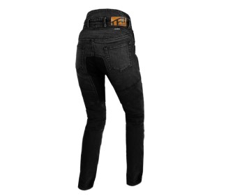 womanblack4a-2-1749557893